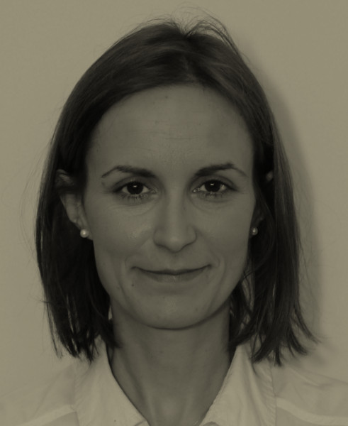 Dr Catherine Cortot